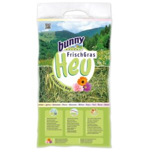 foin herbes fraîches bunny nature fleurs